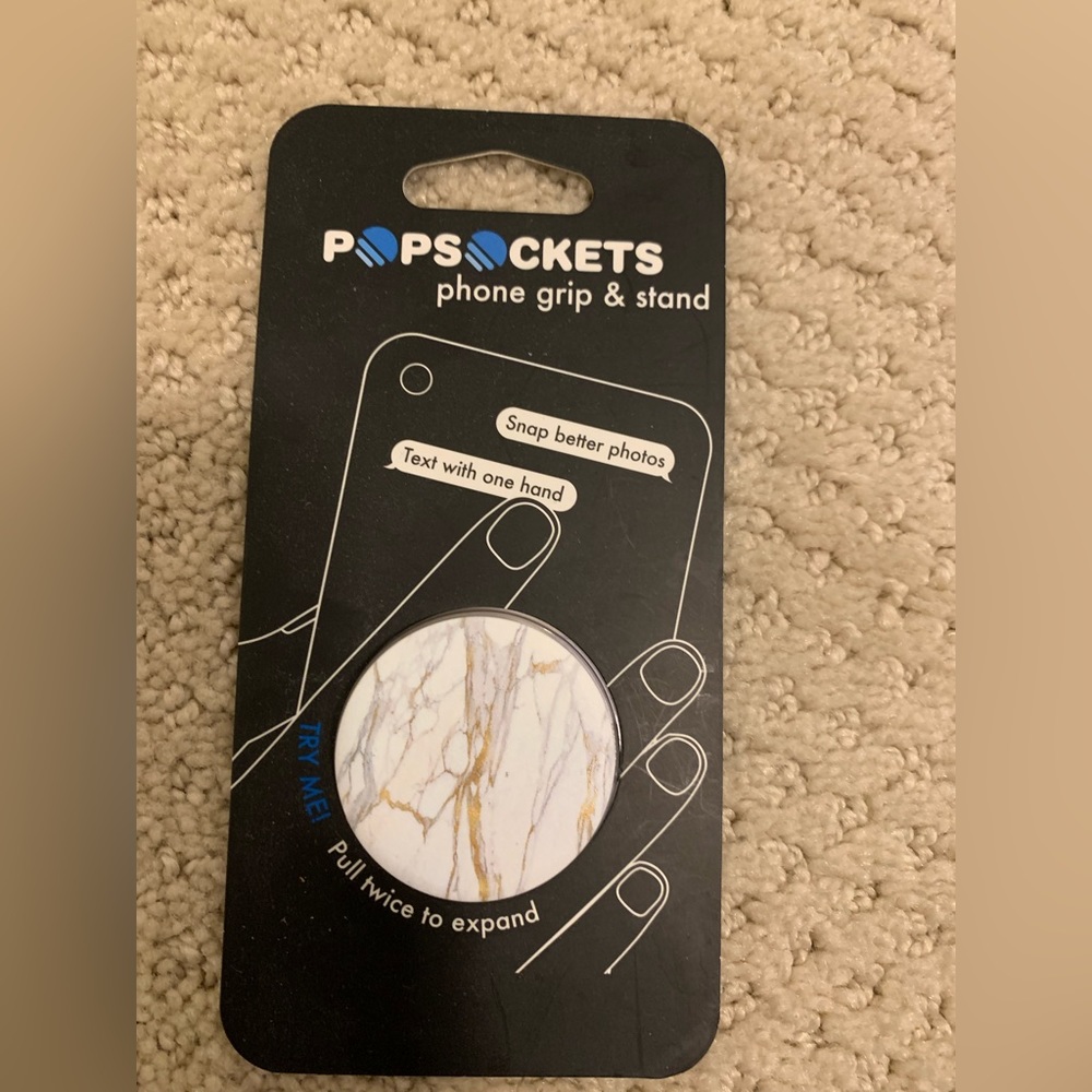 Gold marble pop socket
